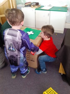 The children tested how heavy it was...
